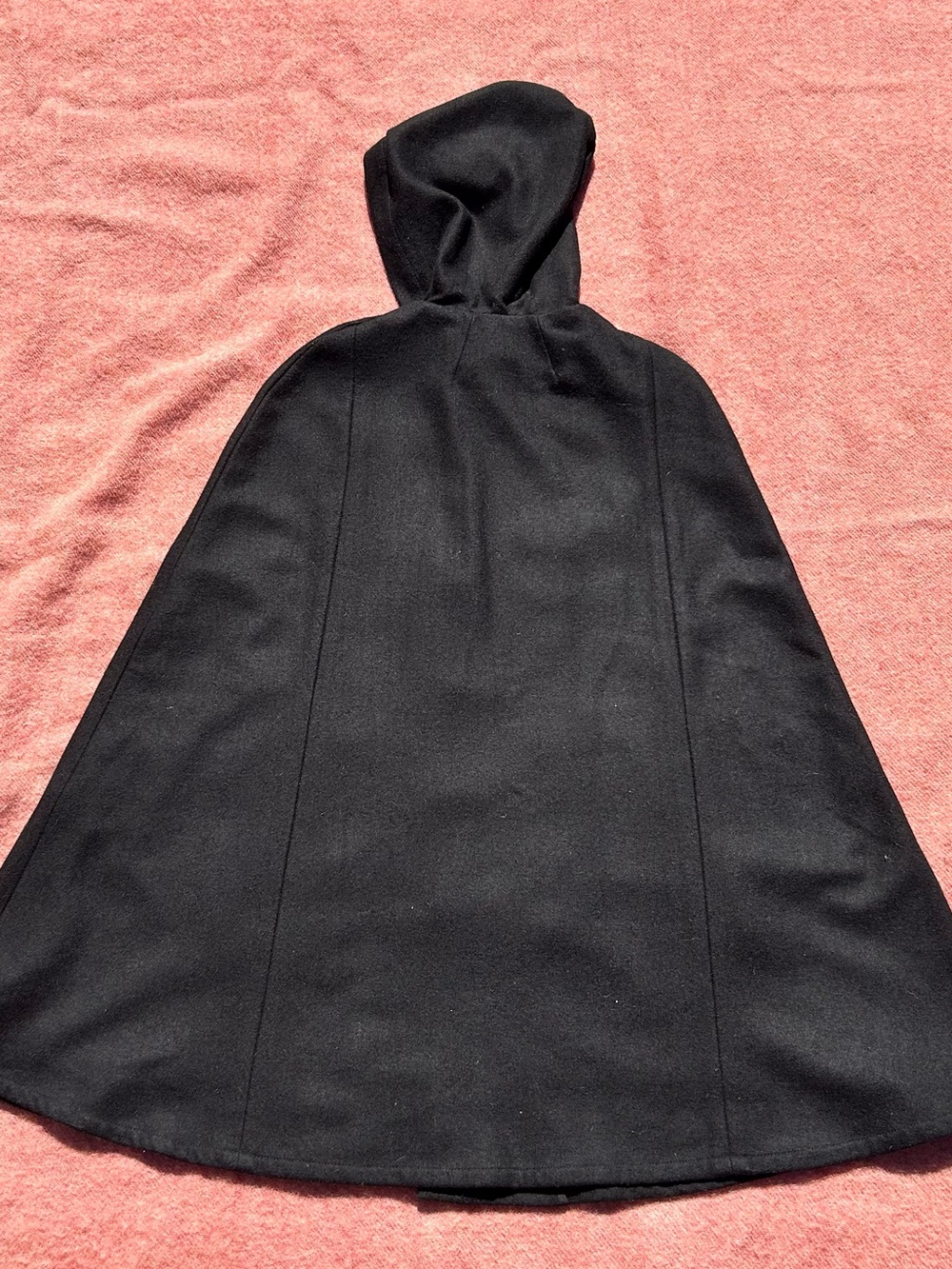 Samantha Pleet Rapscallion Cape - Picture 6 of 6